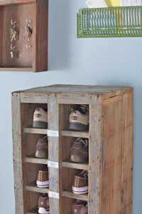Rustic DIY shoe rack