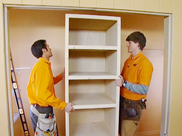 How to build a closet shelving unit